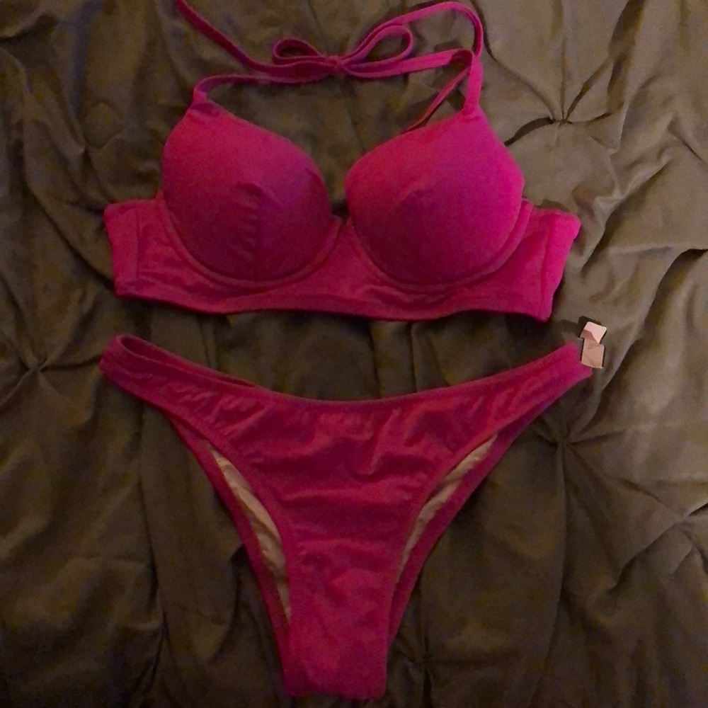 Victoria secret bikini hot pink puckered bottom